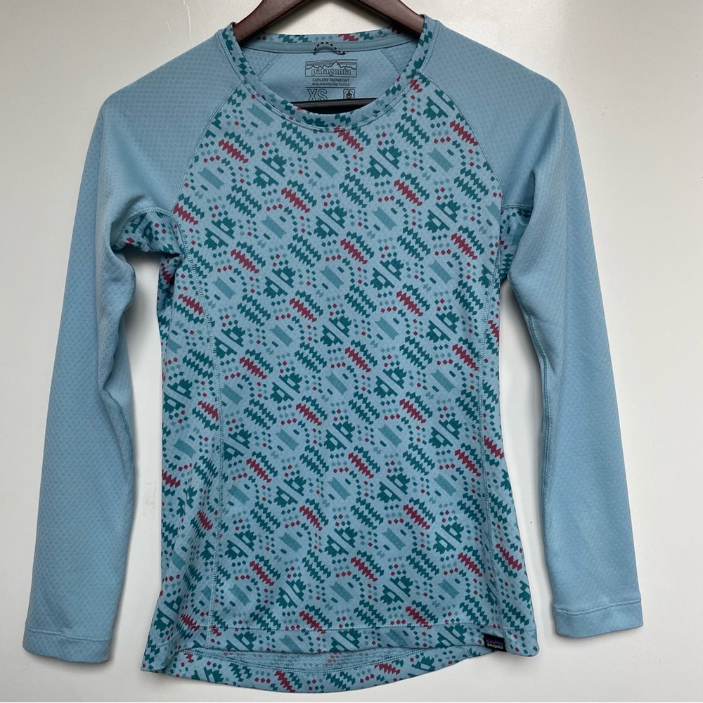 Patagonia Light Blue Geometric Midweight Capilene Top XS